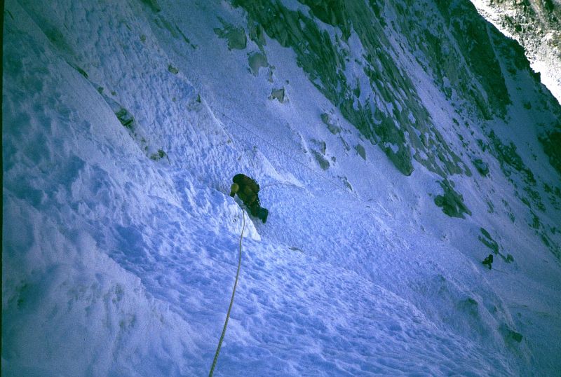 Gabo během překonávání ledového trychtýře pod velkým ledovým polem
